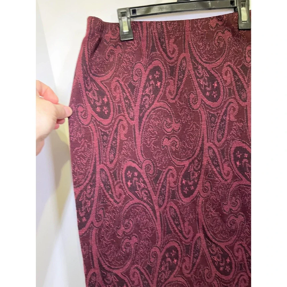 Geoffrey Beene paisley jacquard